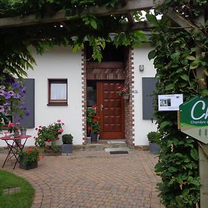 Le Chant Du Merle Panzió Neufchâteau Exterior photo