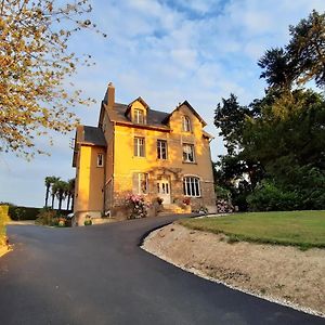 La Garenne Panzió Bricquebec Exterior photo