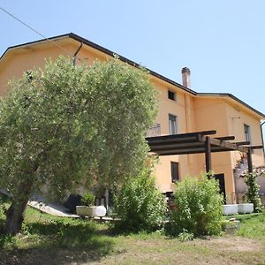 La Casa Delle Storie Panzió Teramo Exterior photo