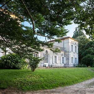 Chateau Le Mejean Panzió Pessac-sur-Dordogne Exterior photo