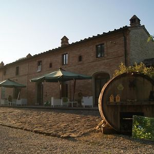 Agriturismo San Martino Panzió Monte San Martino Exterior photo