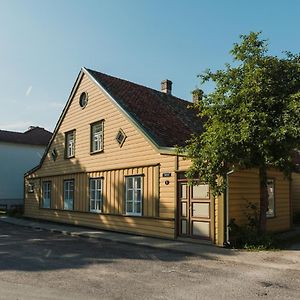 Kuressaare Turu Apartment Exterior photo