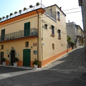 La Casa Dellamericano - Casa D'Epoca Anni '30 Panzió Aliano Exterior photo