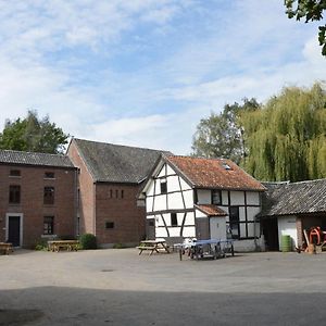 Spacious House In A Farm Located In The Bucolic Villa Teuven Exterior photo