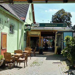 Penzion U Selongu Hotel Jindřichŭv Hradec Exterior photo