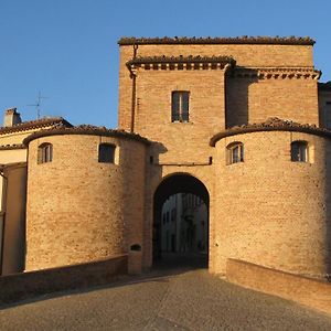 Casa Del Borgo Apartman Mombaroccio Exterior photo