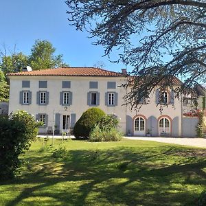 Chez Celine Et Philippe Chambre Marie Dans Propriete De Charme Avec Piscine Le Fossat Exterior photo