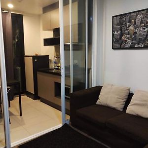 The Base Apartman Udonthani Exterior photo