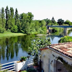 Au Bord De L'Eau Panzió Pessac-sur-Dordogne Exterior photo