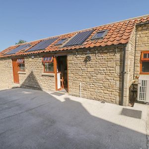 Yeoman'S Cottage Pickering Exterior photo