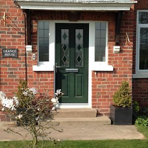 Grange House Bed & Breakfast Panzió Lowdham Exterior photo