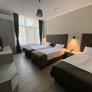 Comfort Guest Rooms Kazanlak Exterior photo