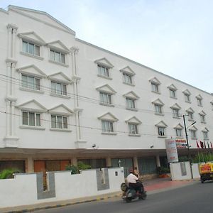Parijatha Gateway Hotel Bengaluru Exterior photo
