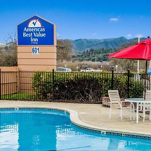 Americas Best Value Inn - Ukiah Exterior photo