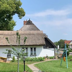 Ferienhaus Alte Schule Rambin Auf Rugen Apartman Exterior photo