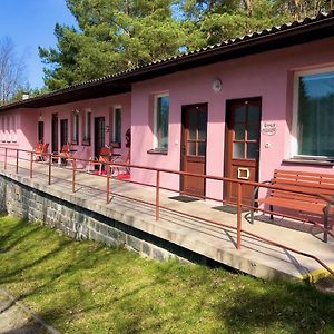 Rekreacni Stredisko Hrachov Hotel Kamyk nad Vltavou Exterior photo