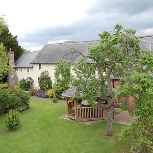 Lowe Farm Pembridge Exterior photo