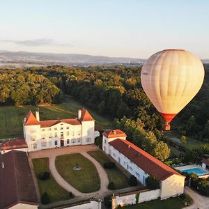 Chateau Des Perichons Panzió Poncins Exterior photo