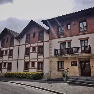 Adeko Hotel Barakaldo Exterior photo