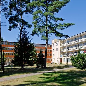 Osrodek Rehabilitacyjno-Wypoczynkowy Fama-Sta Hotel Mrzeżyno Exterior photo