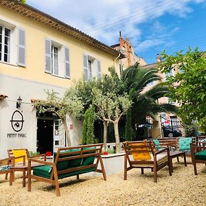 Hotel Du Parc Draguignan Exterior photo