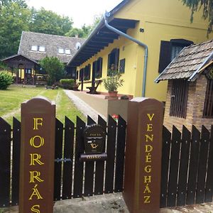 Forrás Vendégház Hotel Szálka Exterior photo