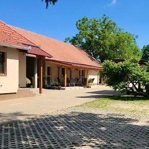 Léna Vendégház Balatonberény Exterior photo