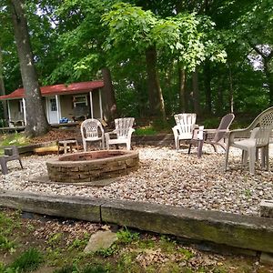 Serenity Cabin On The Hill Brownsville Exterior photo