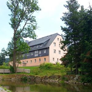 Flat Near The Ski Resort In Rauschenbach Neuhausen  Exterior photo