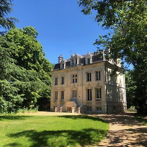 Le Clos Du Cedre Panzió Saint-Ouen  Exterior photo