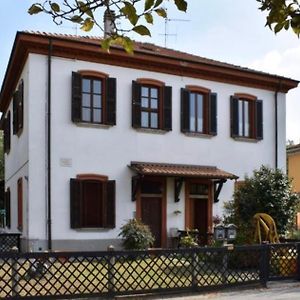 Crespi D'Adda A "Colori" Villa Capriate San Gervasio Exterior photo