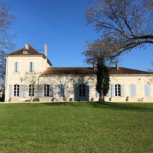 Chateau Vigue Panzió Le Passage  Exterior photo