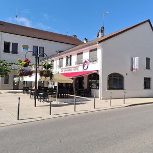 Le Chapon Bressan Hotel Branges  Exterior photo