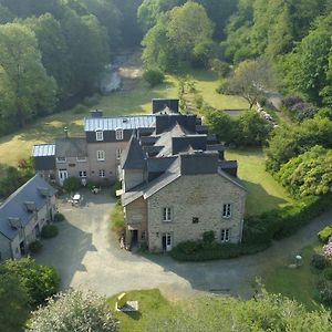 Domaine Des Papeteries Panzió Plounevez-Moedec Exterior photo