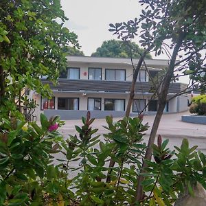 Fiesta Court Motel Whanganui Exterior photo