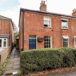 Bumble Bee Cottage Alford  Exterior photo