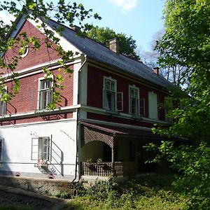 Kalmár Vendégház-Vadászház Hotel Tornyiszentmiklos Exterior photo