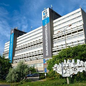 Danubius Hotel Arena Budapest Exterior photo