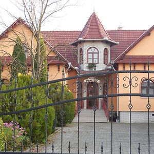 Hegyi Panzió Hotel Szilvásvárad Exterior photo