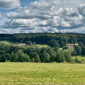 Apát Panzió és Étterem Apátistvánfalva Exterior photo