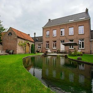 Amand'Eau - Zwemvijver, Zonneterras, Grote Tuin Sint-Amands Exterior photo