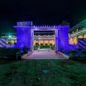 Brindavan Garden Resort & Spa Májszúr Exterior photo