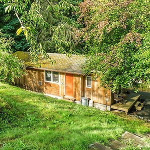 Stray Cat Cottage Freeland Exterior photo