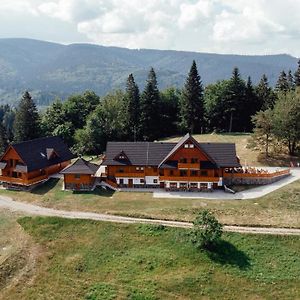 Wellness Penzion Kralov Dvor Hotel Turócmeggyes Exterior photo