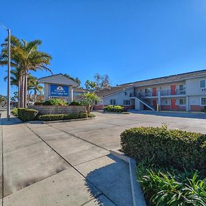 Americas Best Value Inn Oxnard-Port Hueneme Exterior photo