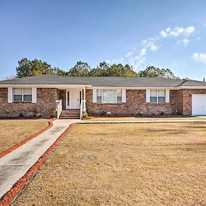 Moncks Corner Home With Yard Near Lake Moultrie Exterior photo