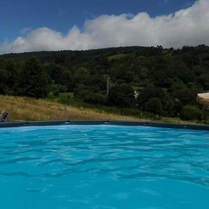 Casa Madrazo Con Piscina Y Parrillas Praves Exterior photo