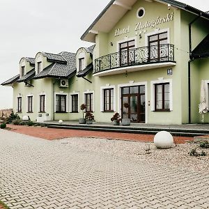 Hotel Zlotogorski Koscielec Exterior photo