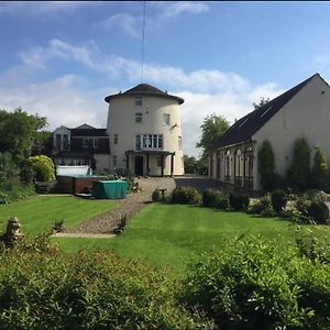 Oyo The Old Mill Hotel Yarm Exterior photo