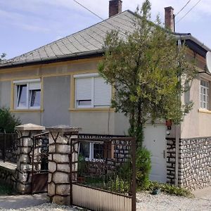 Szakál Vendégház Hotel Aggtelek Exterior photo